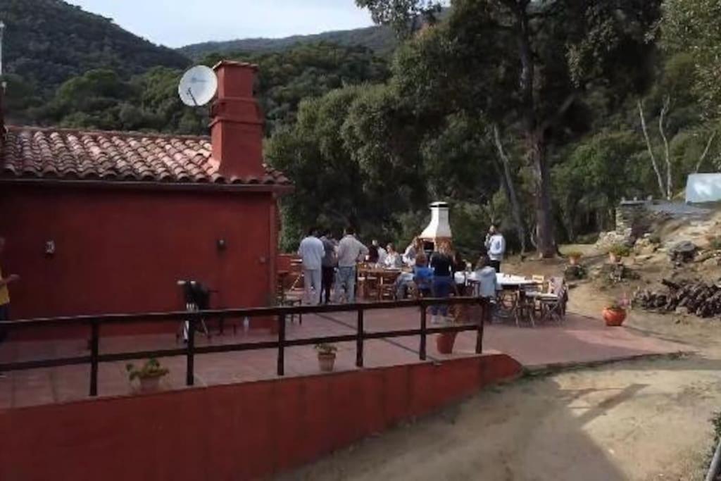Masia Can Castellar Sant Iscle De Vallalta Экстерьер фото