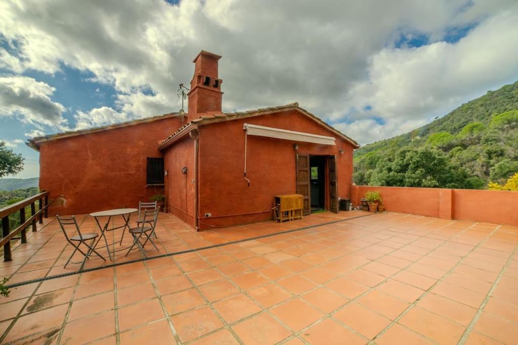 Masia Can Castellar Sant Iscle De Vallalta Экстерьер фото