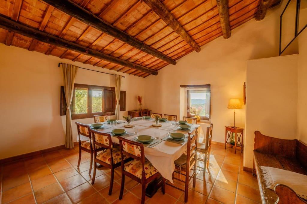 Masia Can Castellar Sant Iscle De Vallalta Экстерьер фото